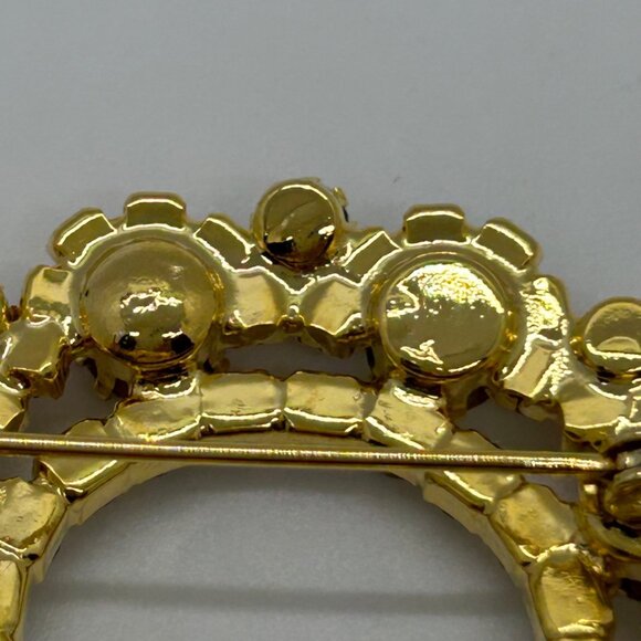 Vintage Lord & Taylor Christmas Wreath Brooch Gold-Tone Rhinestones Red Green Cl - Picture 10 of 16